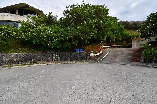 th Vacek Residence   132-L