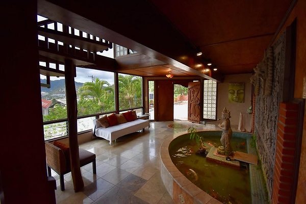 th Vacek Residence   144-L