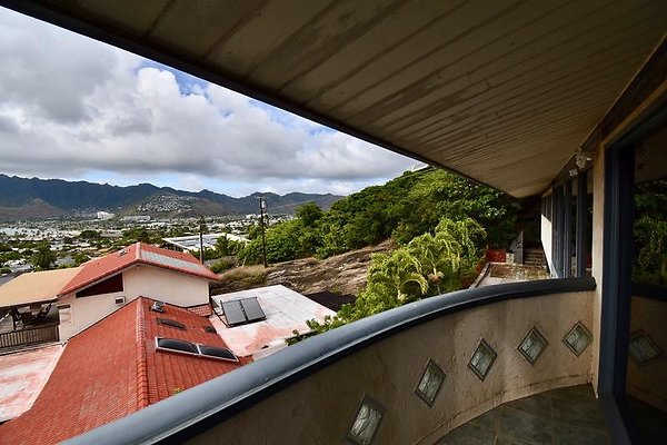 th Vacek Residence   176-L