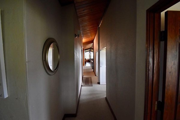 th Vacek Residence   188-L