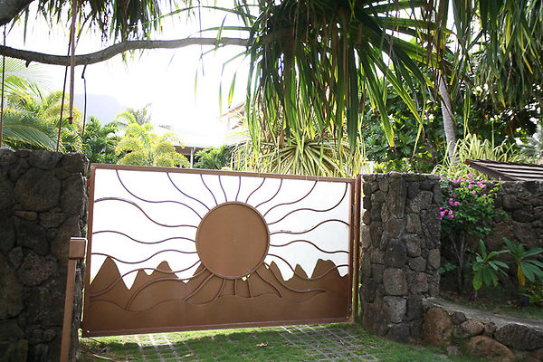 Waimanalo 41932Laumilo DeLeon-02