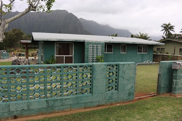 Waimanalo 41-902 Oluolu St Willie McMillan 808.347.8515