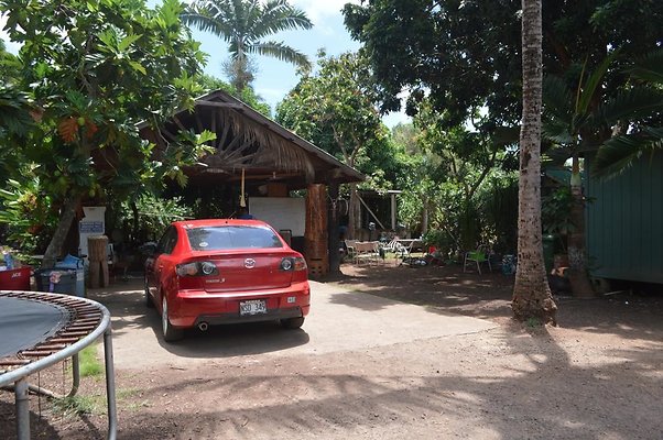 Waimanalo 41-400 Saddle City Rd Fatu Krainer 808.306.5921