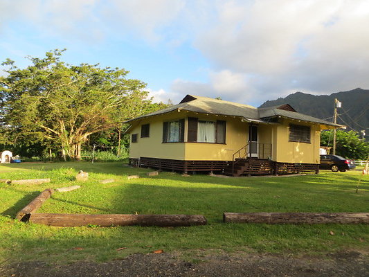 Waimanalo 41-1677 D Kalanianiole Hwy Blake Aruda 554.1508
