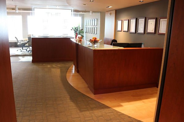 Downtown Shidler Group 841 Bishop Street 17th Flr Joy Hessenflow 808.544.1221