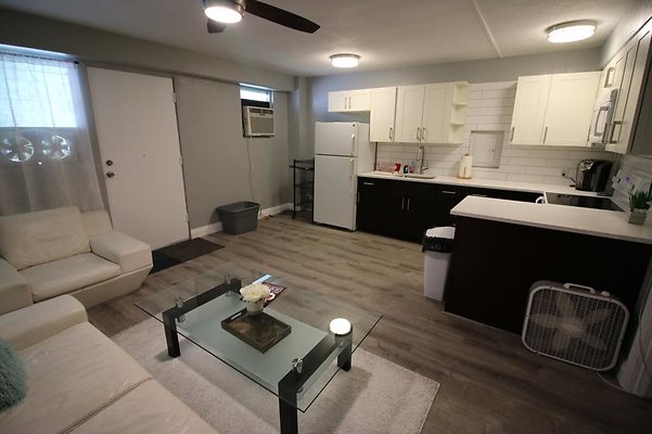 Apt 109 George Hill 808.688.6650