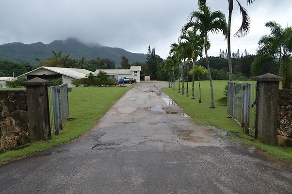 Waimanalo 41-849 Kakaina St Kakaina Basecamp Howard and Linda Baptiste 808.259.9648