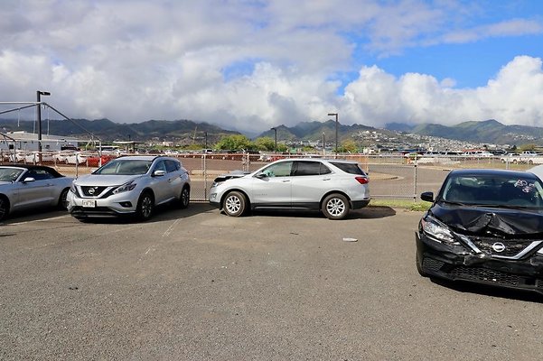 th Hertz Auto Sales   307