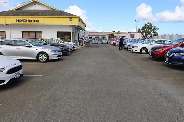 th Hertz Auto Sales   326