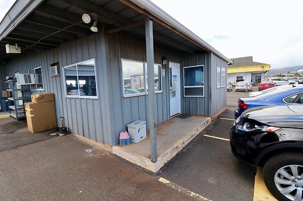 th Hertz Auto Sales   303