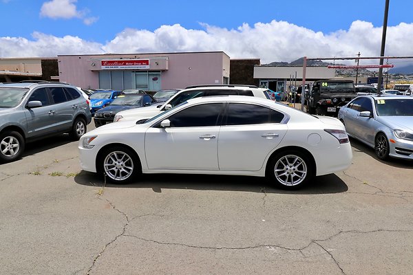 Excellant Motors   14