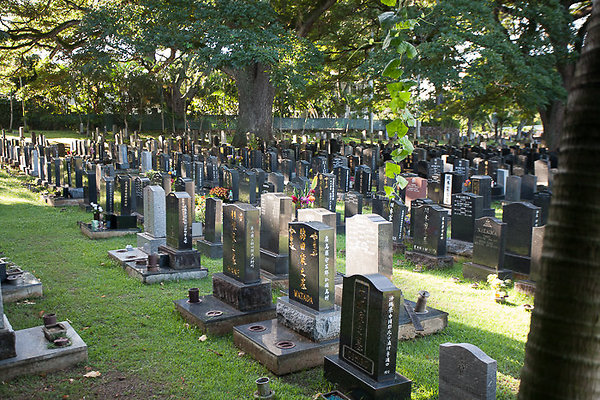 Nuuanu OahuCemetery-8