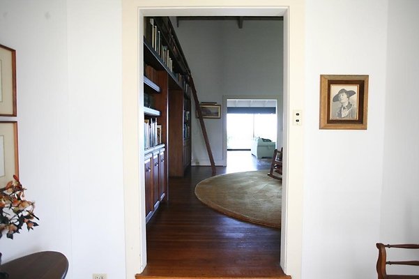 th th AINAHAINA CASSIDAY 6756