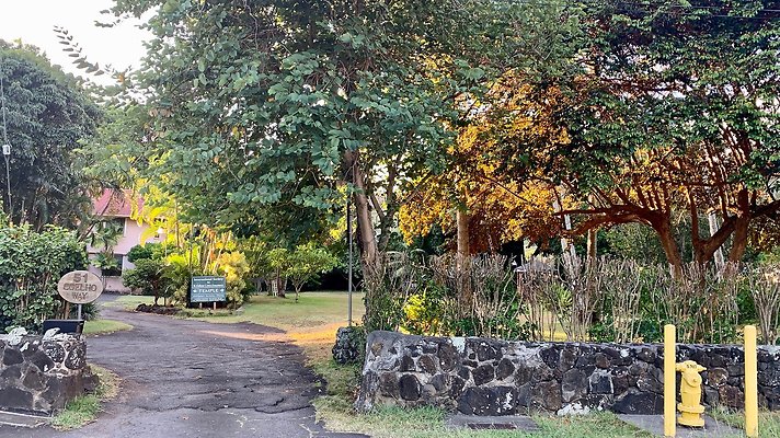 Hare Krishna Estate - 51 Coelho Way