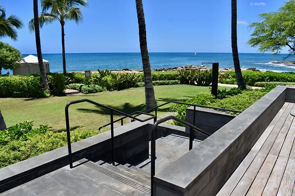 th Four Seasons Pools • 1287