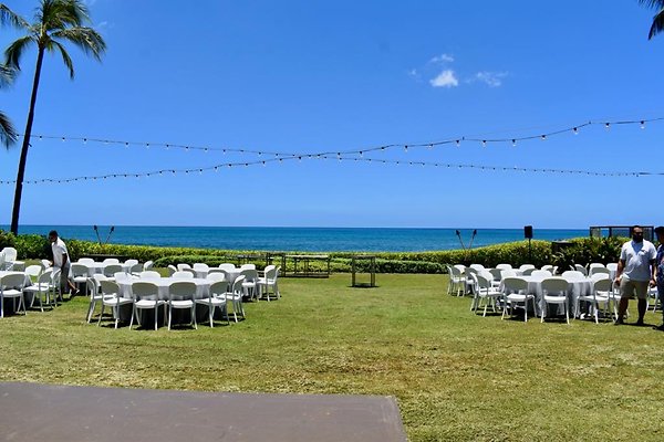 th Four Seasons Pools • 1294