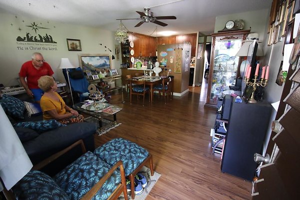 Apt C-406 Jerry Groth 808.343.2536