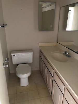 th 64936096290  E77F4171-27FB-4A2F-9B74-65195ED01C43