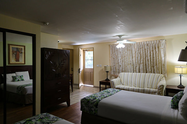 20190904-Waikiki Sand Villa 018