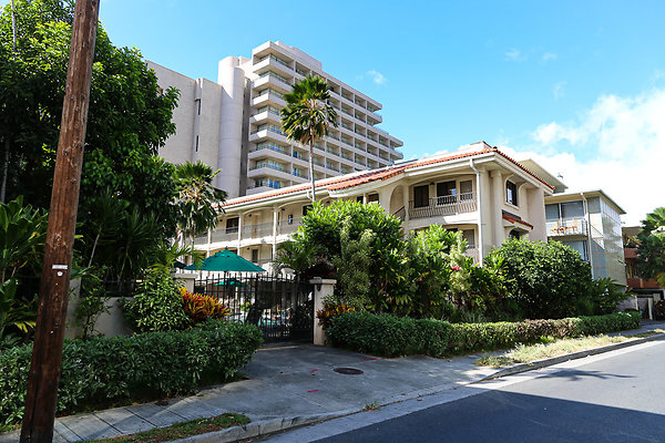 20190904-Waikiki Sand Villa 002