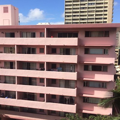 HI50 S5 4Paddles 5th Flr Stairway 2