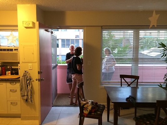 HI50 S5 Waikiki Cove APT303E