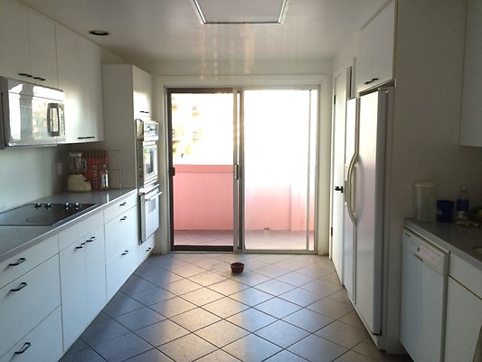 HI50 S5 Waikiki Cove APT701W