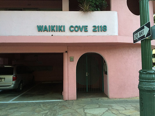 Waikiki Cove