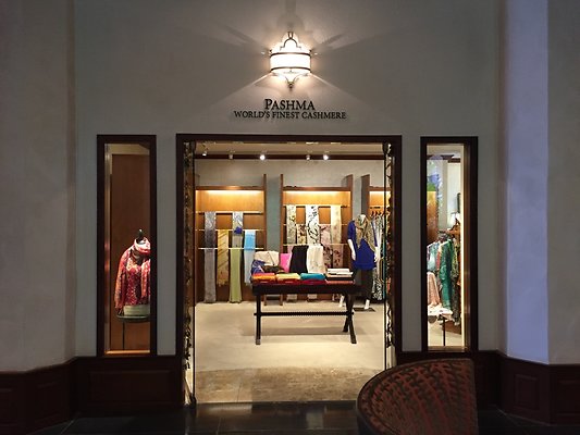 Waikiki TRH Pashma Naomi 808.292.2149