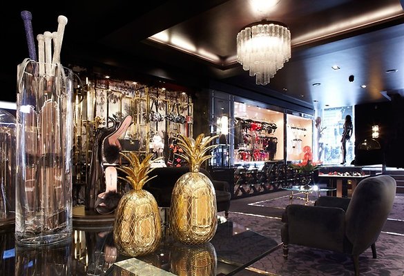 agent-provocateur-apre-a-milano 784x0