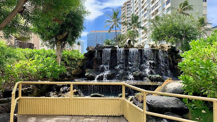 th 2019-10-03 10-29-24-1000