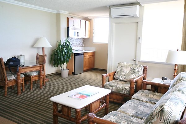 th WAIKIKI QUEENKAP 6656