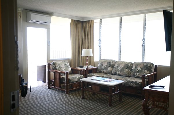 th WAIKIKI QUEENKAP 6647