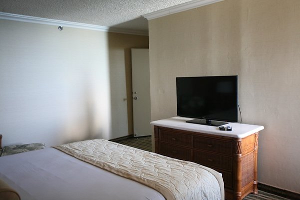 th WAIKIKI QUEENKAP 6660