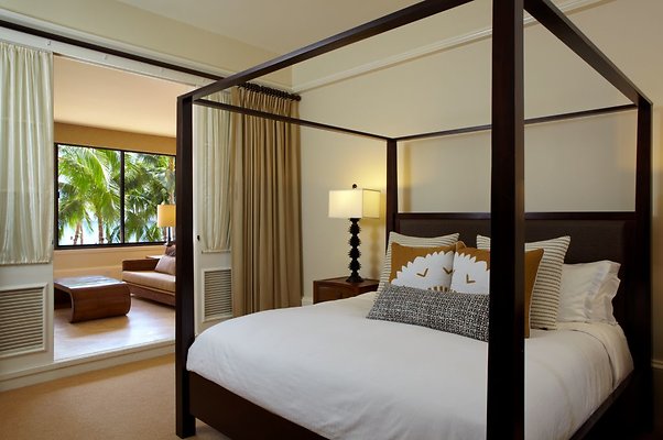 Queen Kaahumanu Suite Master