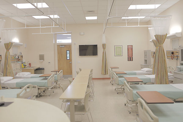 Kaimuki Chaminade NursingSchool-3