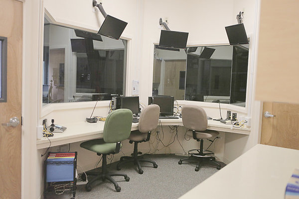 Kaimuki Chaminade NursingSchool-10