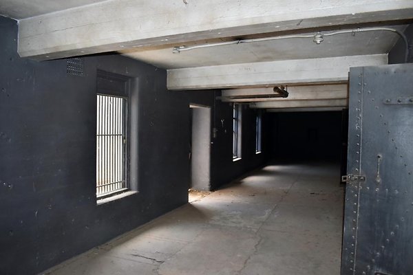 th New Battery 407    656