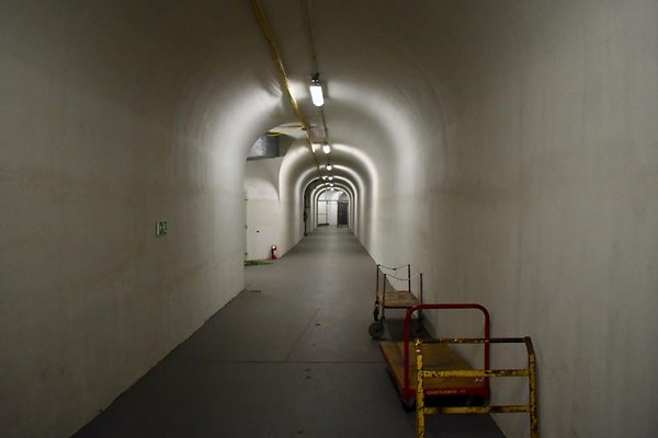 th New Battery 407    596