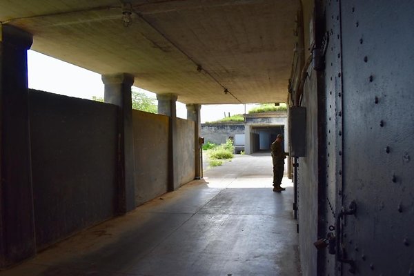 th New Battery 407    711