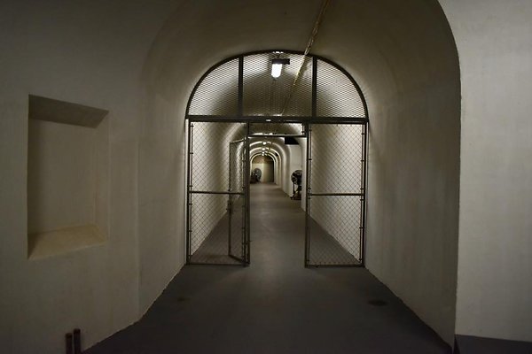 th New Battery 407    612