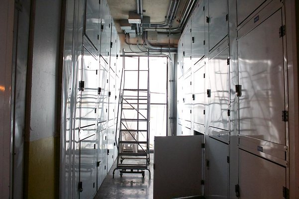 corner storage boxes row 1