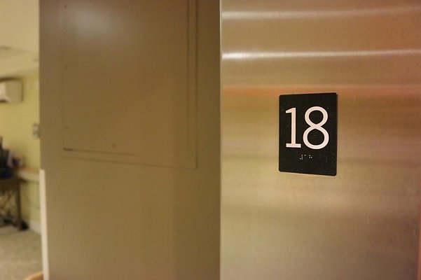 18th Floor-Apartments