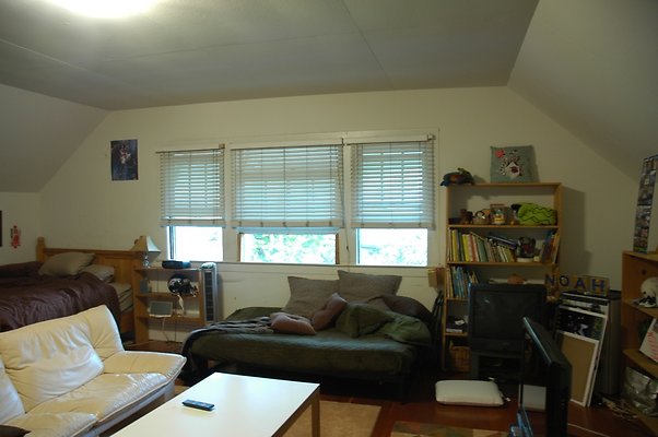 th 2211 Kamehameha Ave - Maya and Jack-104