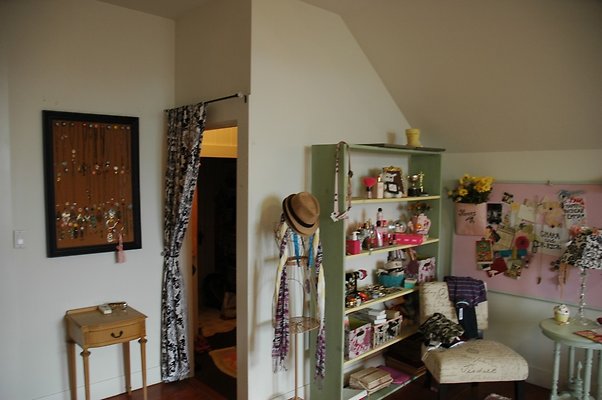 th 2211 Kamehameha Ave - Maya and Jack-85