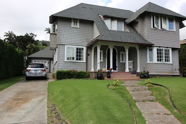 Manoa 2542 malama Pl Kim Sybounmy 808.988.8445