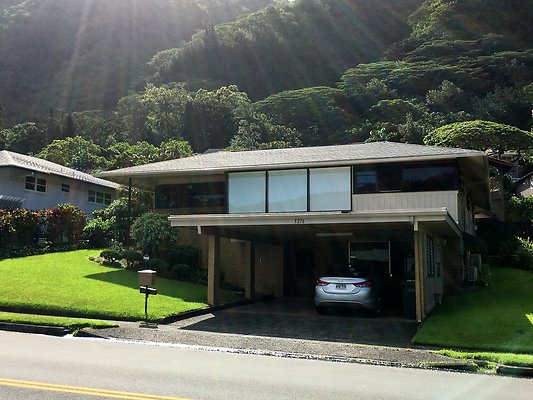 Manoa UNAPPROVED 3276 Oahu Ave Mike.Ishioka Manoa UNAPPROVED 3276 Oahu Ave Mike.Ishioka