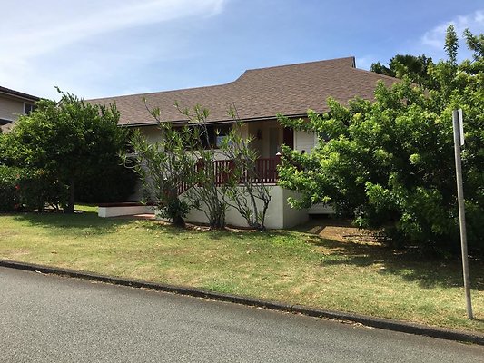 Manoa 2312 Atherton Road Kitty Petersmeyer 650.823.7471 Manoa 2312 Atherton Road Kitty Petersmeyer 650.823.7471