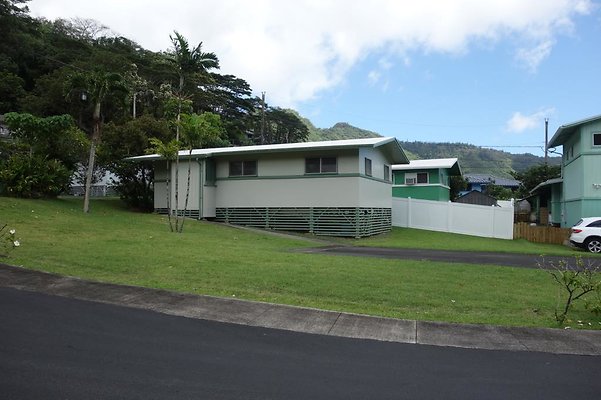 Manoa 11 Pinao St Kay 808.479.9090 Manoa 11 Pinao St Kay 808.479.9090