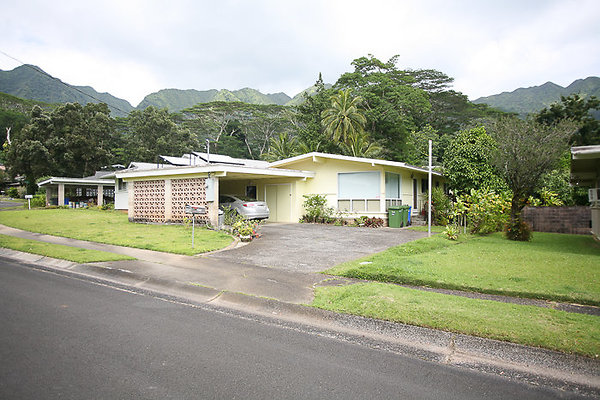Manoa 3615 Waaloa Place Jeff Wong Manoa 3615 Waaloa Place Jeff Wong